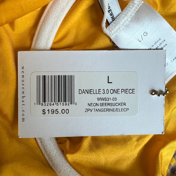 NWT WeWoreWhat Danielle 3.0 One-Piece Swimsuit | Belted Seersucker | Size L - Picture 8 of 9